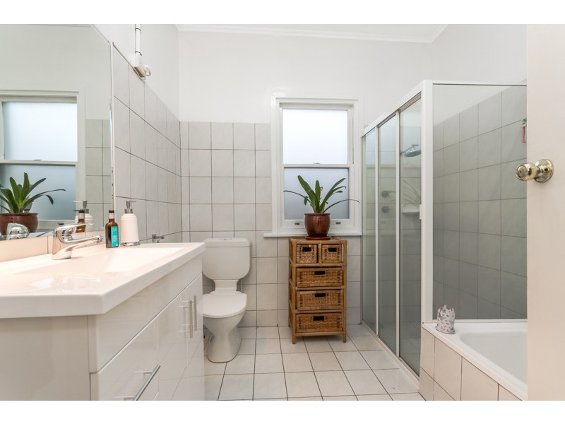 19 Melbourne Place, Alberton SA 5014