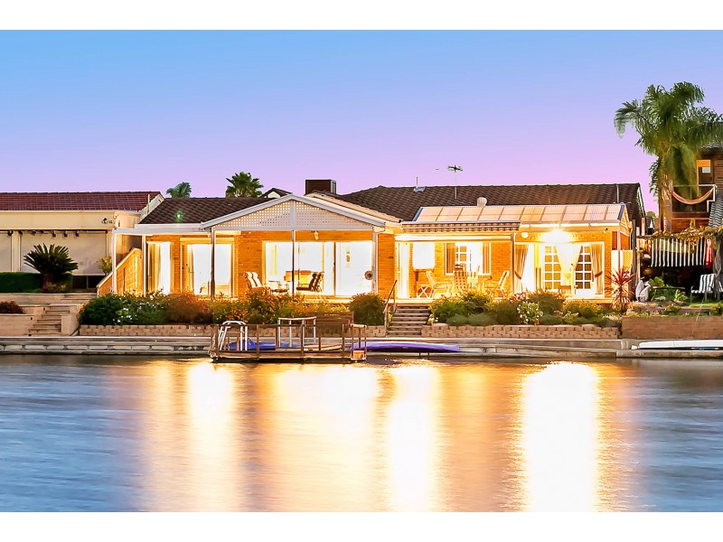 7 Nareeda Way, West Lakes SA 5021