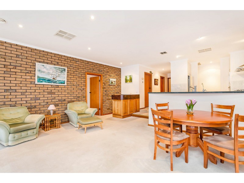 7 Nareeda Way, West Lakes SA 5021