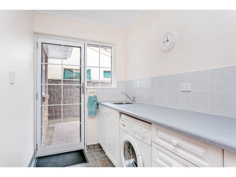 7 Nareeda Way, West Lakes SA 5021