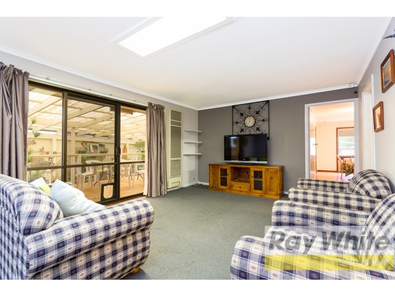 28 Tucker Crescent, North Haven SA 5018