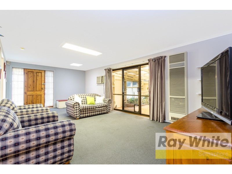 28 Tucker Crescent, North Haven SA 5018