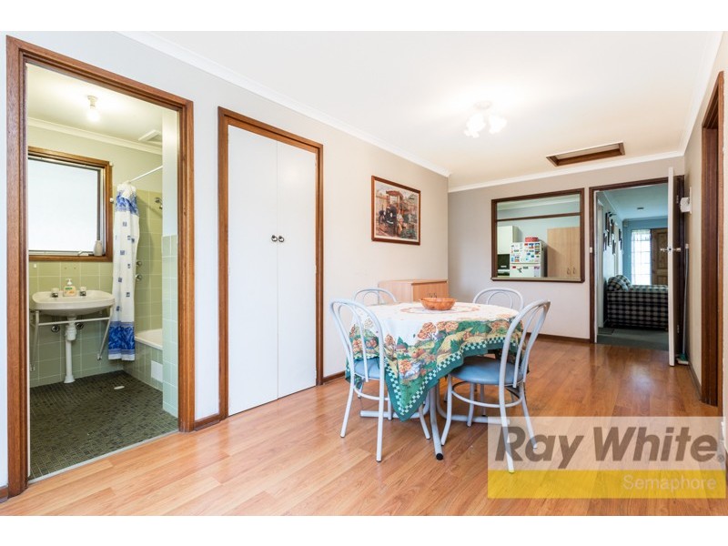 28 Tucker Crescent, North Haven SA 5018