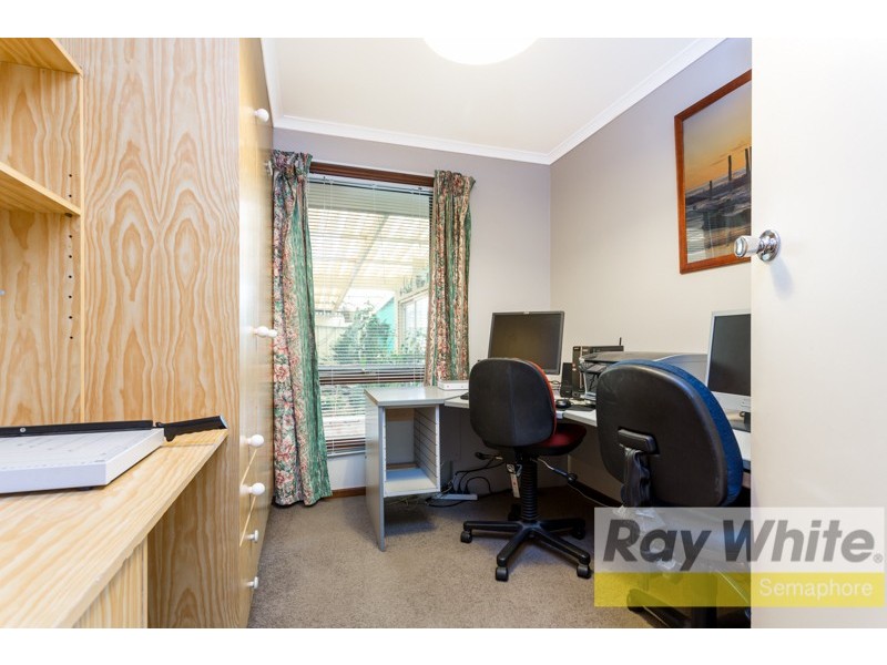 28 Tucker Crescent, North Haven SA 5018