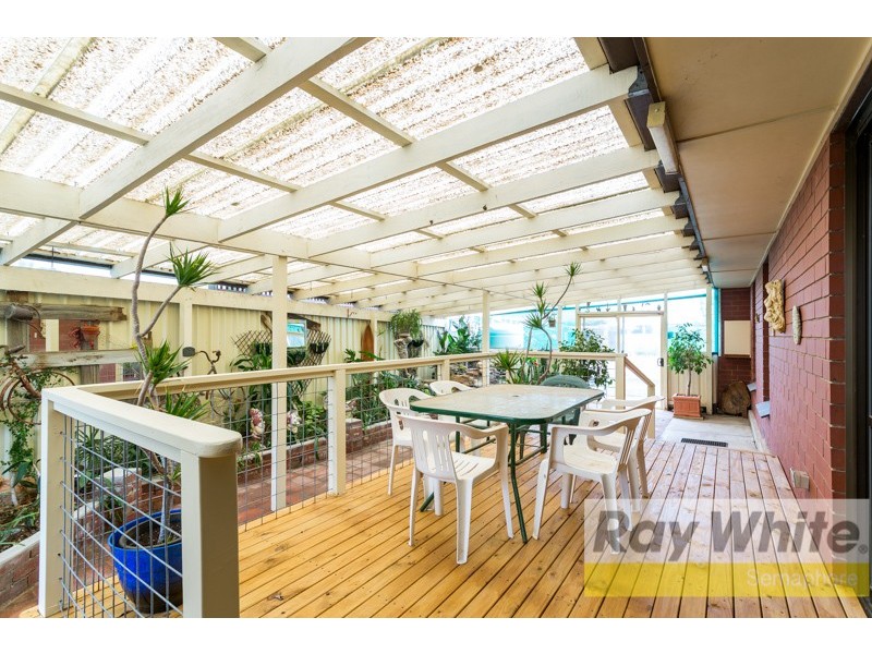 28 Tucker Crescent, North Haven SA 5018