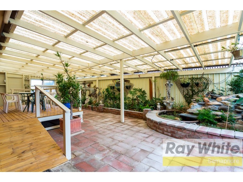 28 Tucker Crescent, North Haven SA 5018