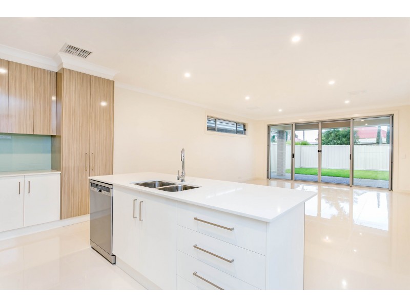 5a John Street, Semaphore Park SA 5019