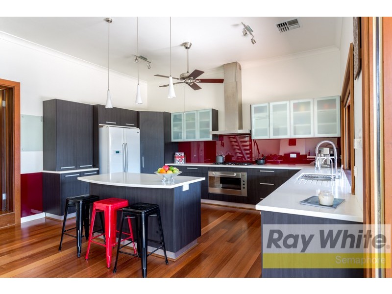 17 Kybunga Terrace, Largs North SA 5016