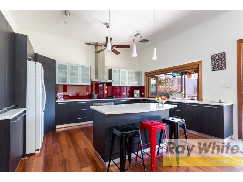 17 Kybunga Terrace, Largs North SA 5016