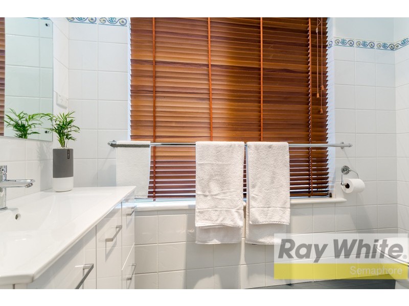 17 Kybunga Terrace, Largs North SA 5016