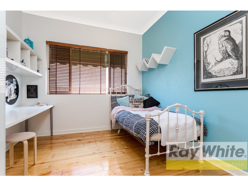 17 Kybunga Terrace, Largs North SA 5016