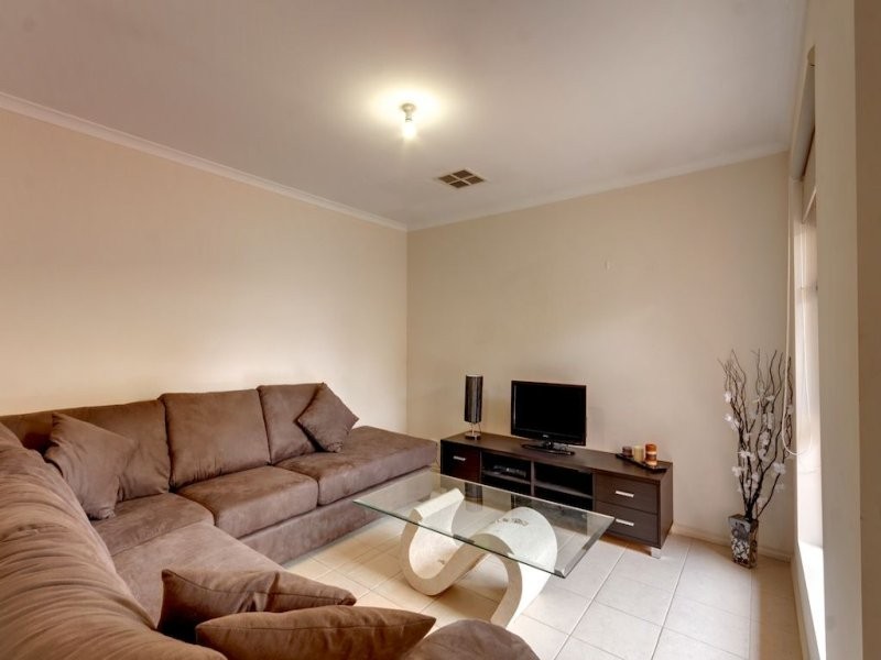 5 Fern Grove, Seacombe Gardens SA 5047