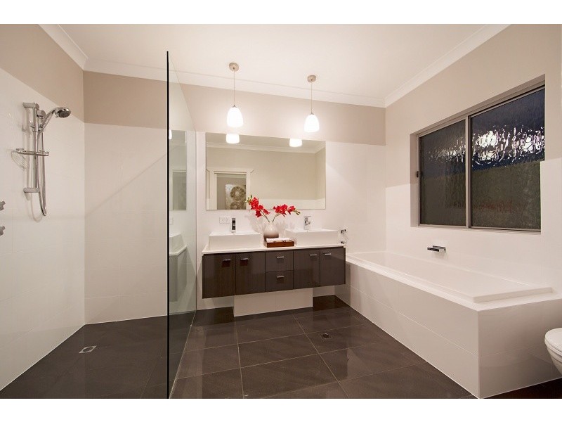 88A Tarranna Avenue, Park Holme SA 5043