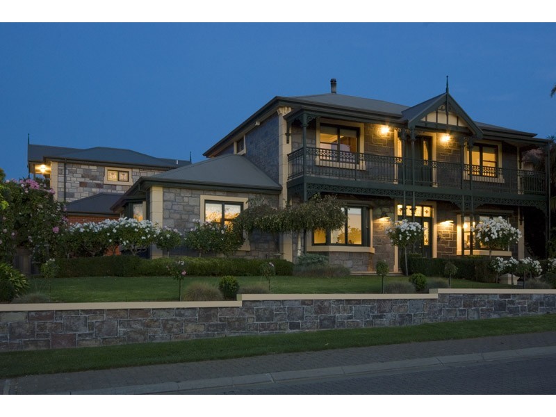 2 Rawson Penfold Drive, Rosslyn Park SA 5072