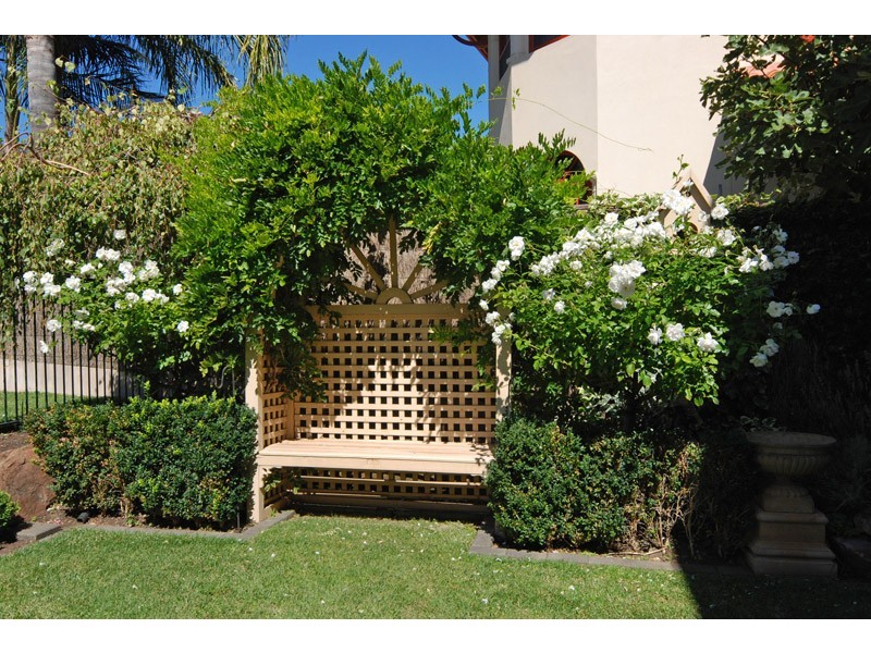 2 Rawson Penfold Drive, Rosslyn Park SA 5072