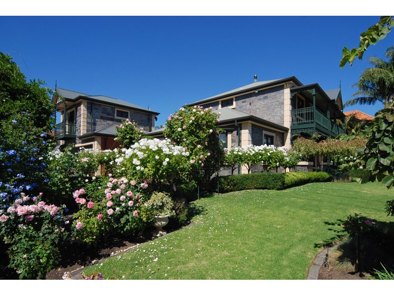 2 Rawson Penfold Drive, Rosslyn Park SA 5072