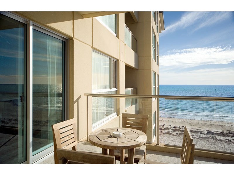 524/16 Holdfast Prom, Glenelg SA 5045