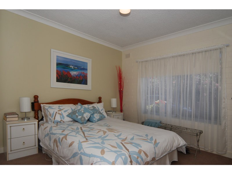 Unit 2/11 Alexander Street, Largs Bay SA 5016
