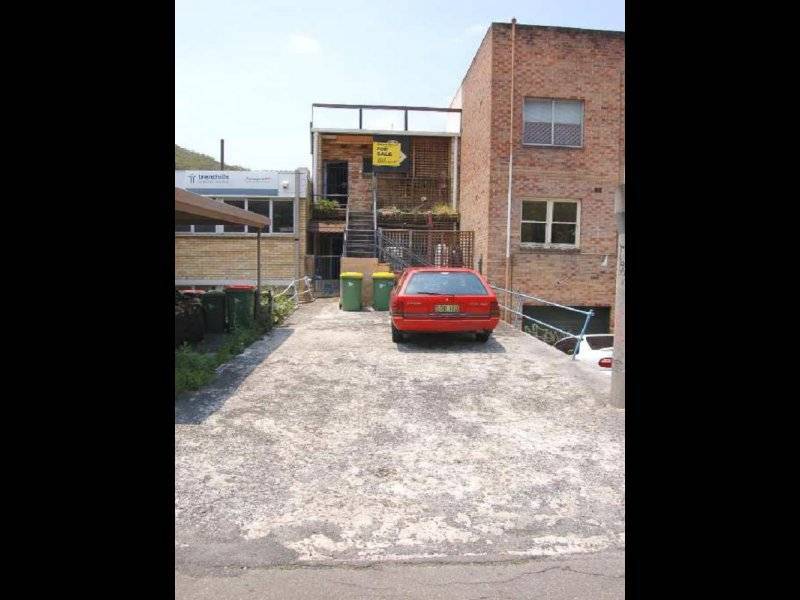 192 MANN Street, Gosford NSW 2250