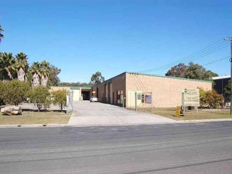 4 Craftsman Avenue, Berkeley Vale NSW 2261