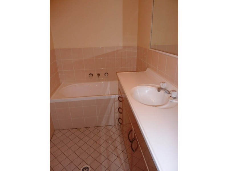 5/93 Faunce Street, Gosford NSW 2250