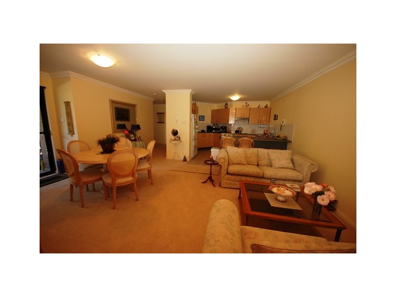 5/93 Faunce Street, Gosford NSW 2250