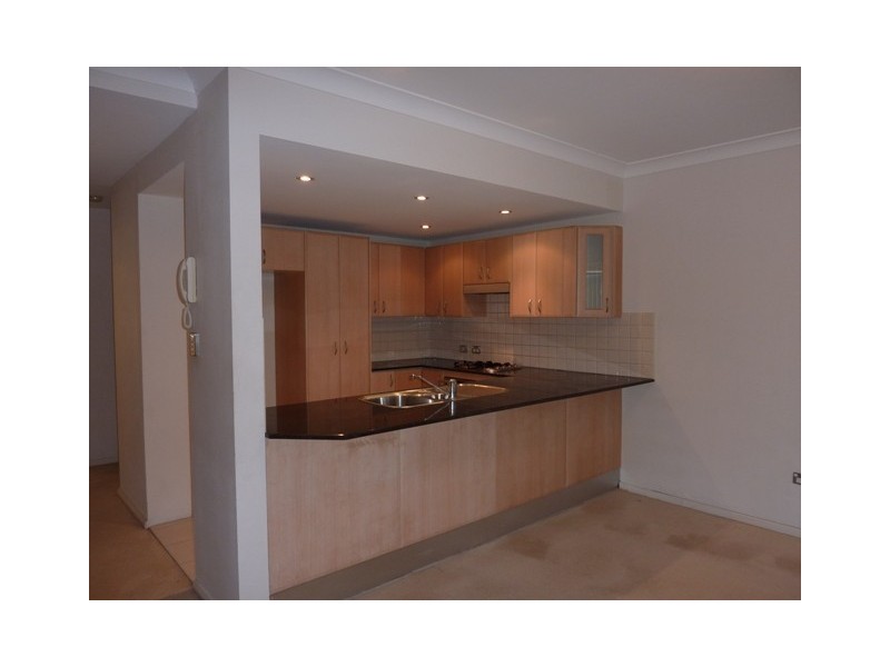 41/92-94 John Whiteway Drive, Gosford NSW 2250