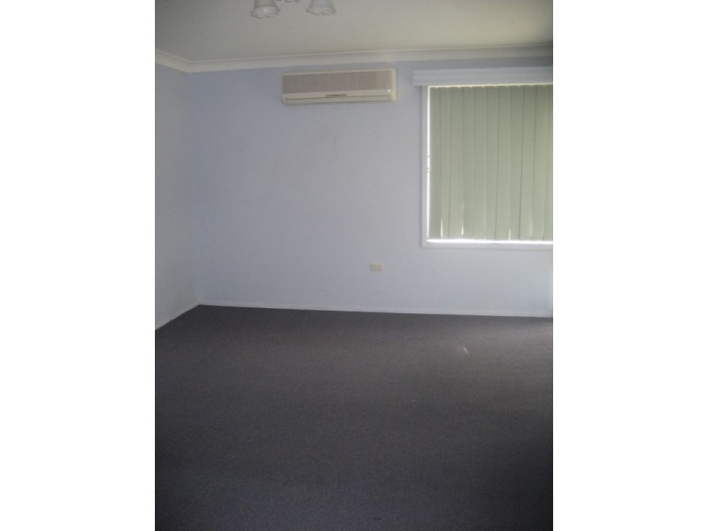 30 Deane Street, Narara NSW 2250