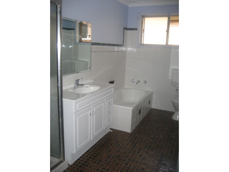 30 Deane Street, Narara NSW 2250