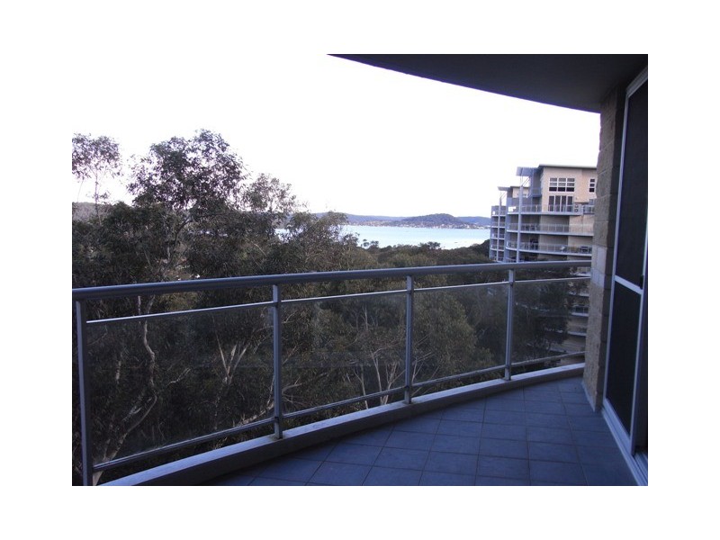473/80 John Whiteway Drive, Gosford NSW 2250