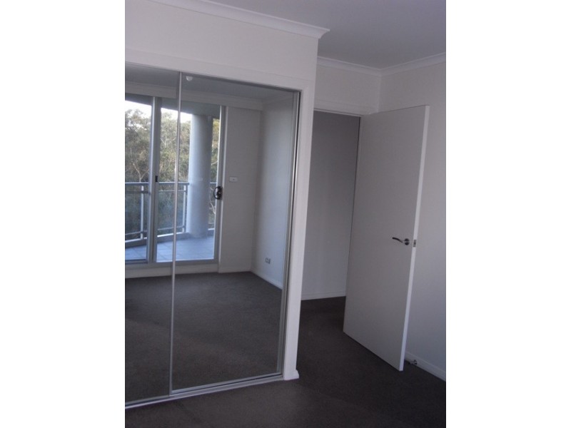 473/80 John Whiteway Drive, Gosford NSW 2250