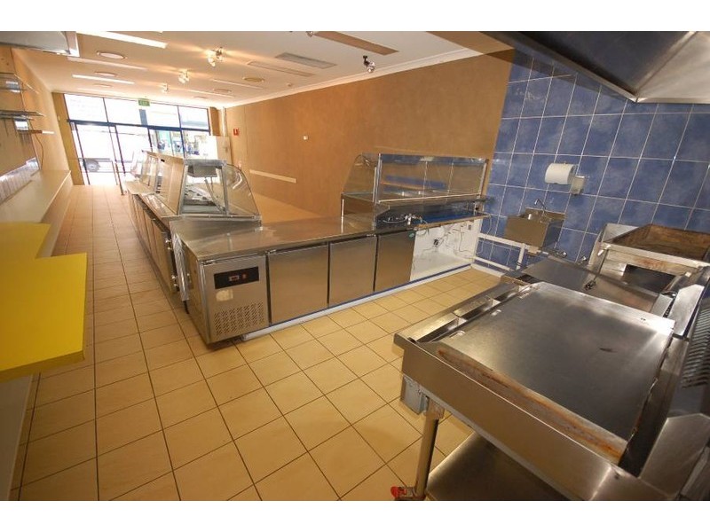 174 Mann Street, Gosford NSW 2250