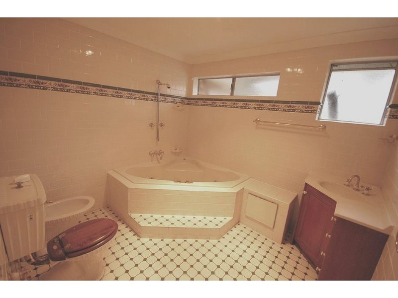 7 Marangani Avenue, North Gosford NSW 2250