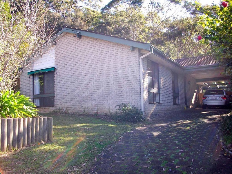 51 Wendy Drive, Point Clare NSW 2250