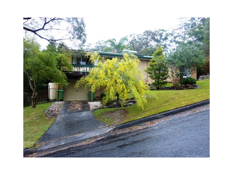2 Andra Place, Wyoming NSW 2250