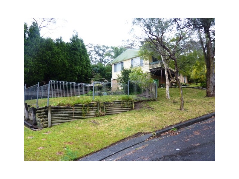 2 Andra Place, Wyoming NSW 2250