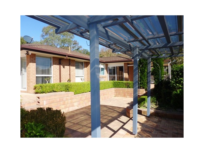 4 Yanderra Cres, Narara NSW 2250