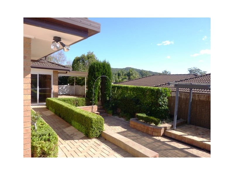 4 Yanderra Cres, Narara NSW 2250