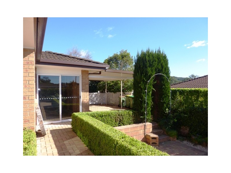 4 Yanderra Cres, Narara NSW 2250