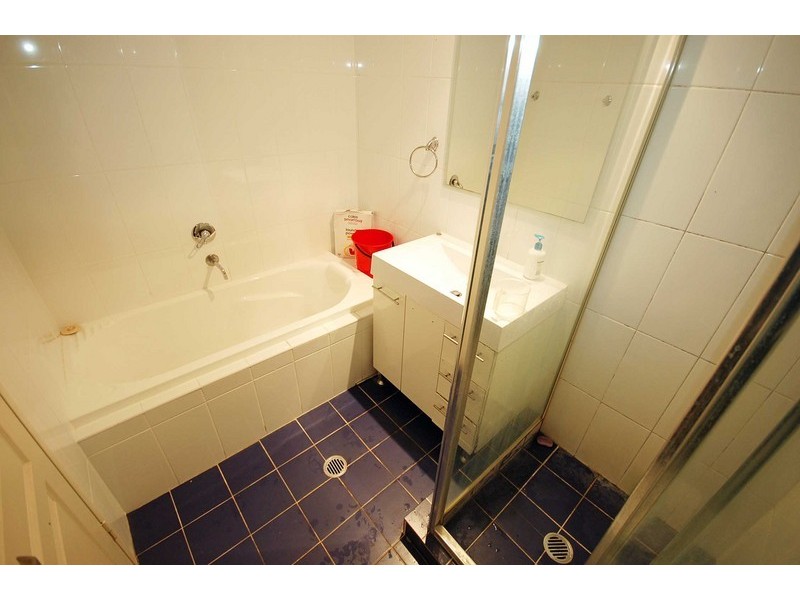 28/12 Baker Street, Gosford NSW 2250