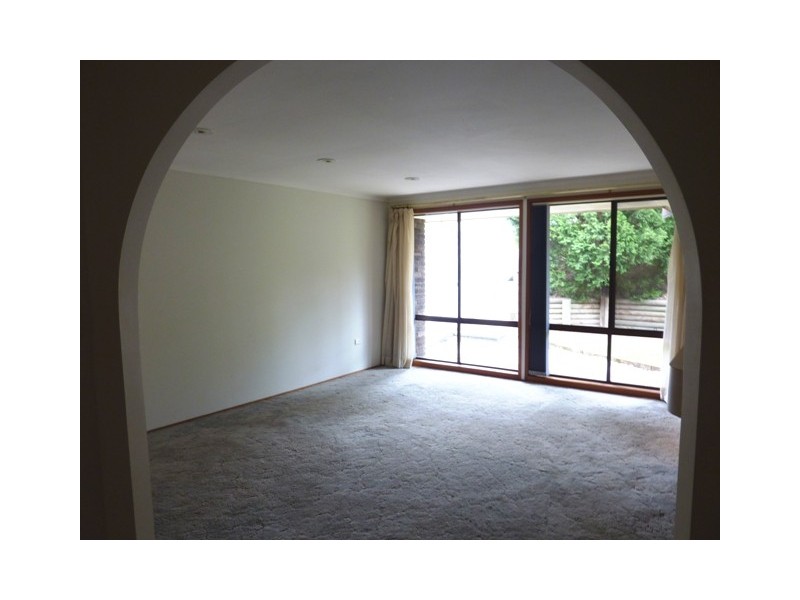 8 Blackwood Close, Narara NSW 2250