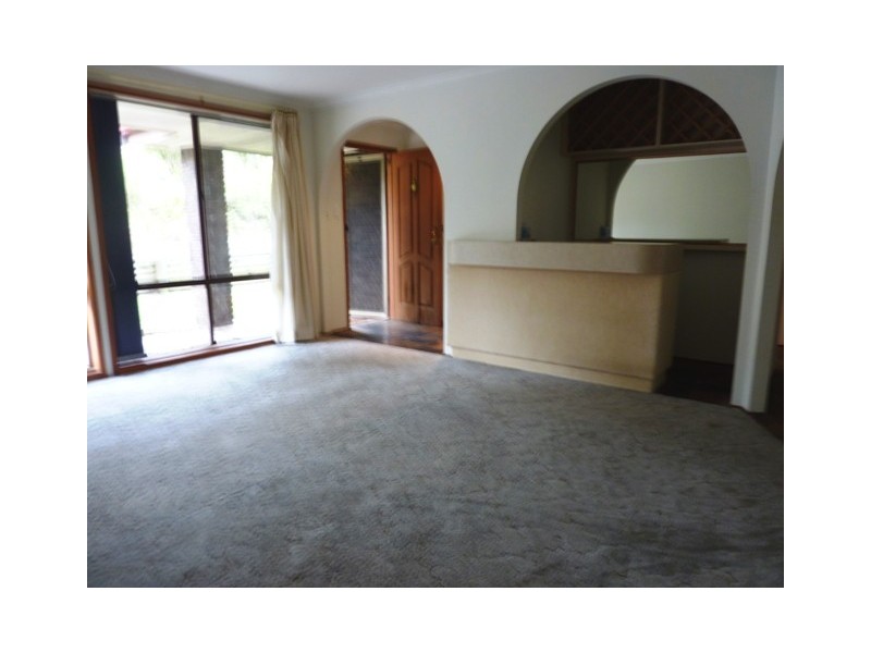 8 Blackwood Close, Narara NSW 2250