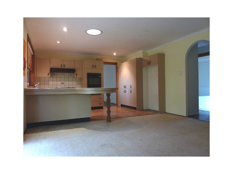 8 Blackwood Close, Narara NSW 2250