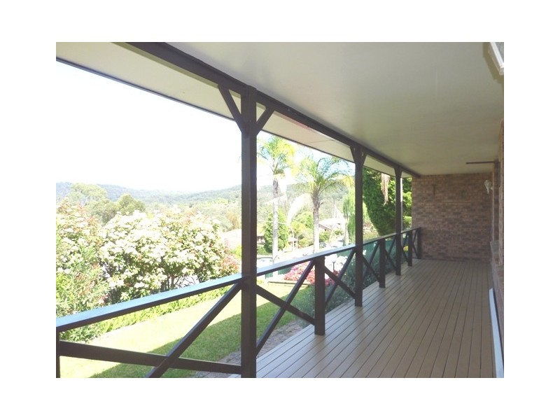 3 Boulder Cres, Narara NSW 2250