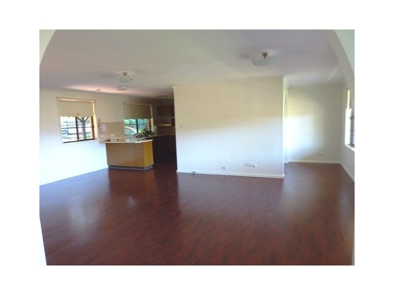 3 Boulder Cres, Narara NSW 2250