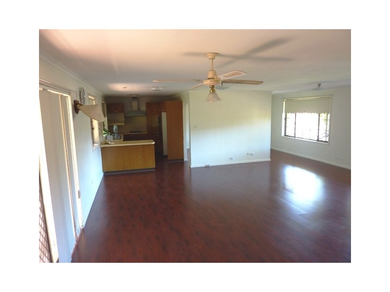 3 Boulder Cres, Narara NSW 2250