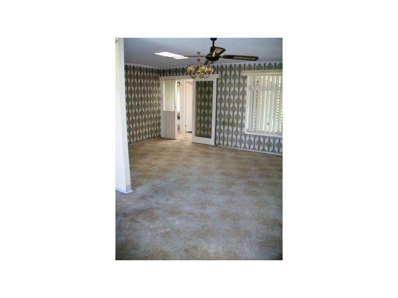 292 Brisbane Water Drive, West Gosford NSW 2250