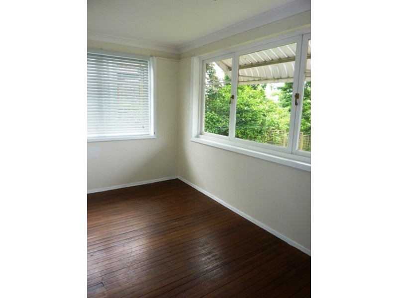 76 Albany Street, Point Frederick NSW 2250