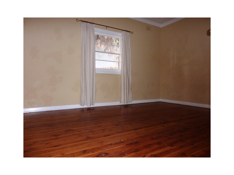 76 Albany Street, Point Frederick NSW 2250