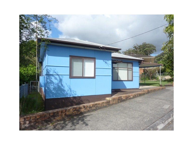 7 Gonaro Road, West Gosford NSW 2250